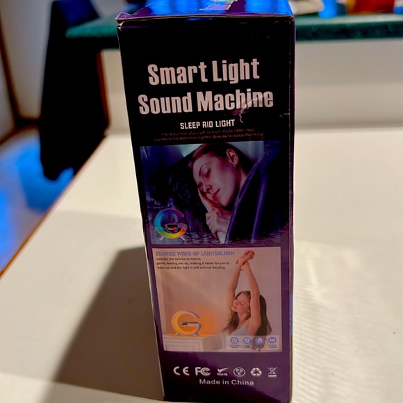 Smart Light Sound Machine - Picture 2 of 4